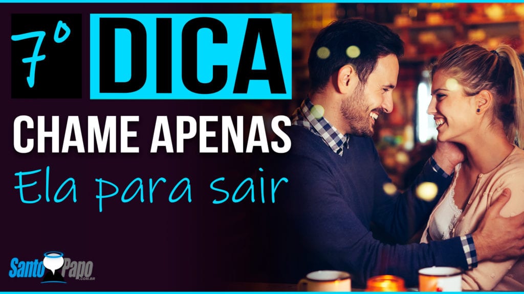 Homem e mulher em um encontro romantico em um restaurante